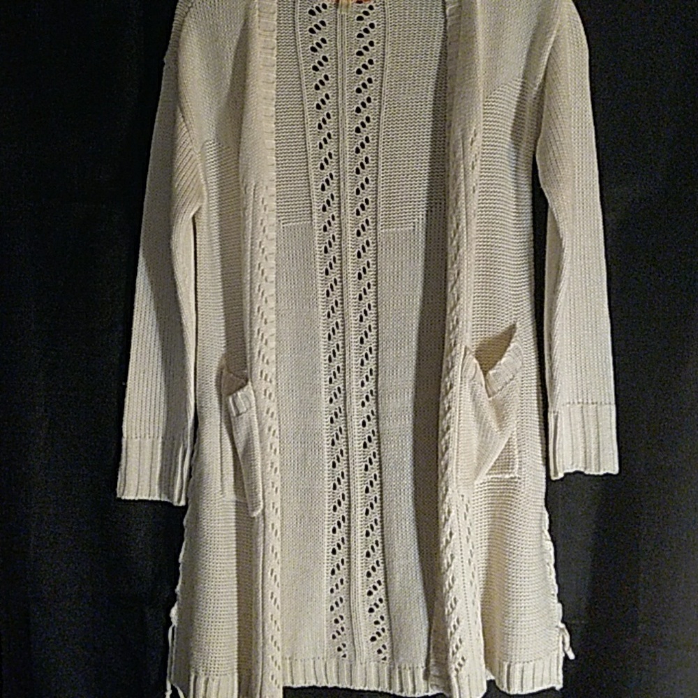 Sweater - Picture 1 of 3